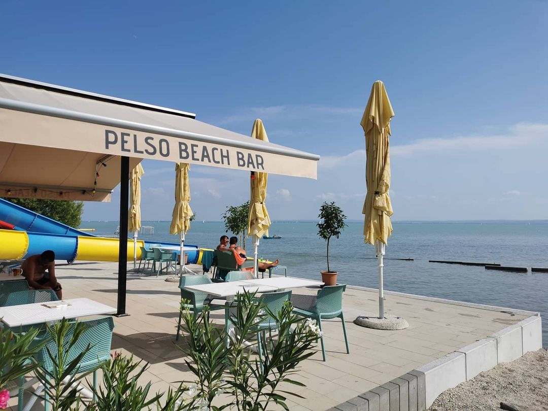 Pelso Beach Bar
